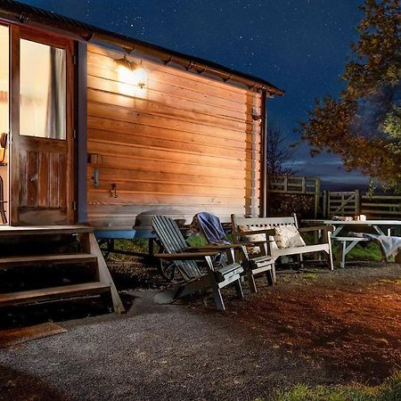 Cow Parsley Shepherd'S Hut Berwick Upon Tweed Esterno foto