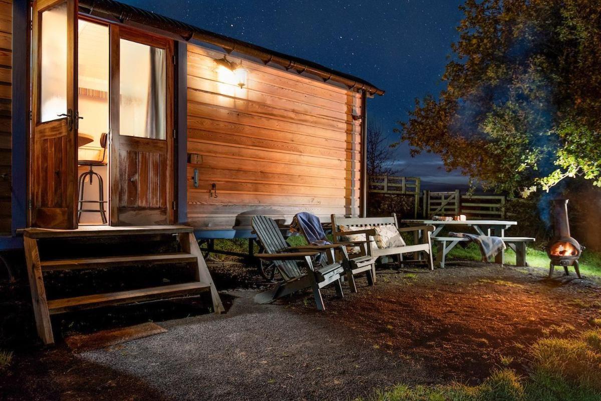 Cow Parsley Shepherd'S Hut Berwick Upon Tweed Esterno foto